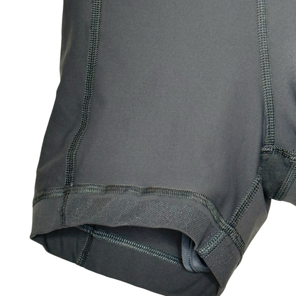 Lululemon Hotty Hot High-Rise Skirt Size: 2 - Picture 13 of 16